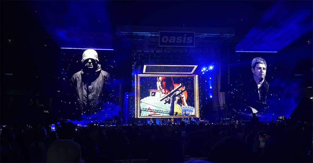 Oasis at MetLife Stadium